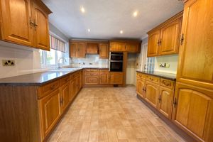 Kitchen- click for photo gallery